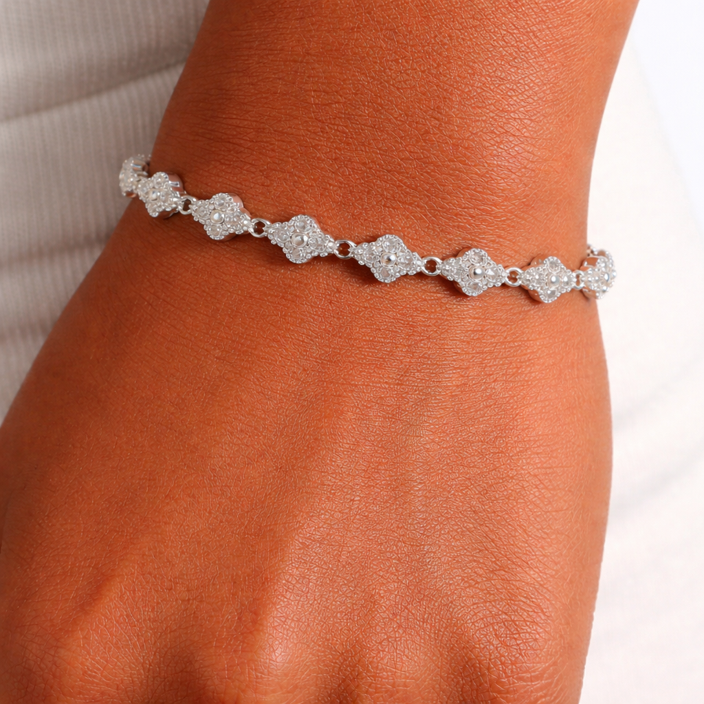 Belvanier™ — Brazalete 18K Signature